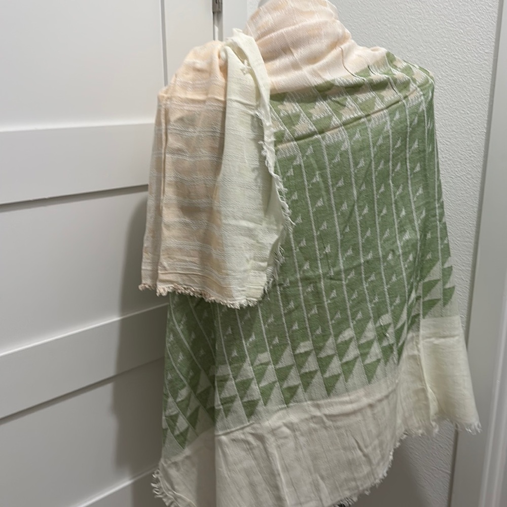 Vince Camuto Scarf Wrap